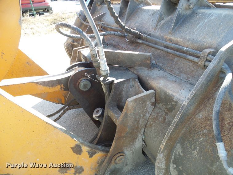 image for item DI0712 ACS Case 721E grapple bucket