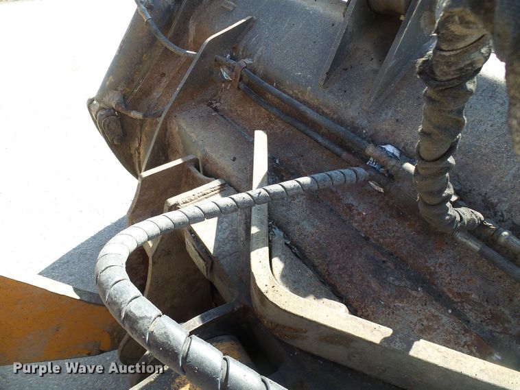 image for item DI0712 ACS Case 721E grapple bucket