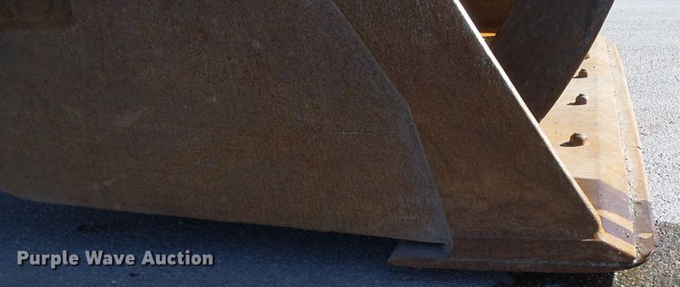 image for item DI0712 ACS Case 721E grapple bucket