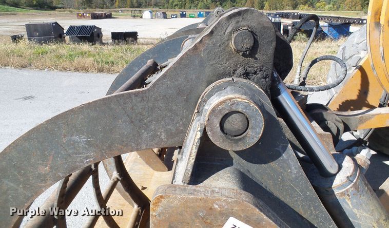 image for item DI0712 ACS Case 721E grapple bucket