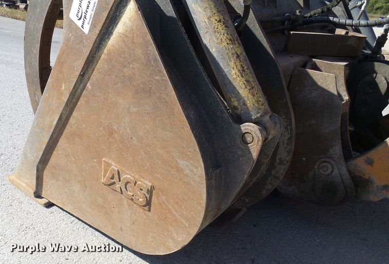 image for item DI0712 ACS Case 721E grapple bucket