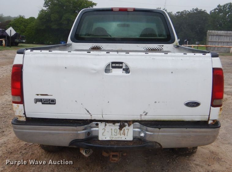 image for item DI2305 2000 Ford F150 XL SuperCab pickup truck