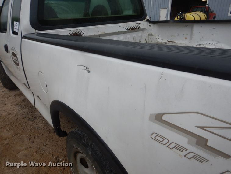 image for item DI2305 2000 Ford F150 XL SuperCab pickup truck