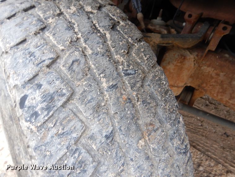 image for item DI2305 2000 Ford F150 XL SuperCab pickup truck