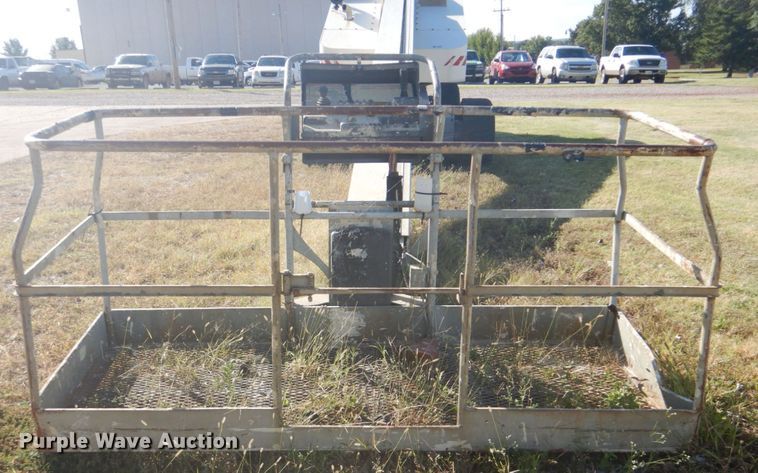 image for item DI2353 1999 Terex TB85 boom lift