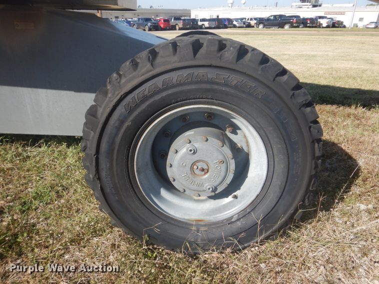 image for item DI2353 1999 Terex TB85 boom lift