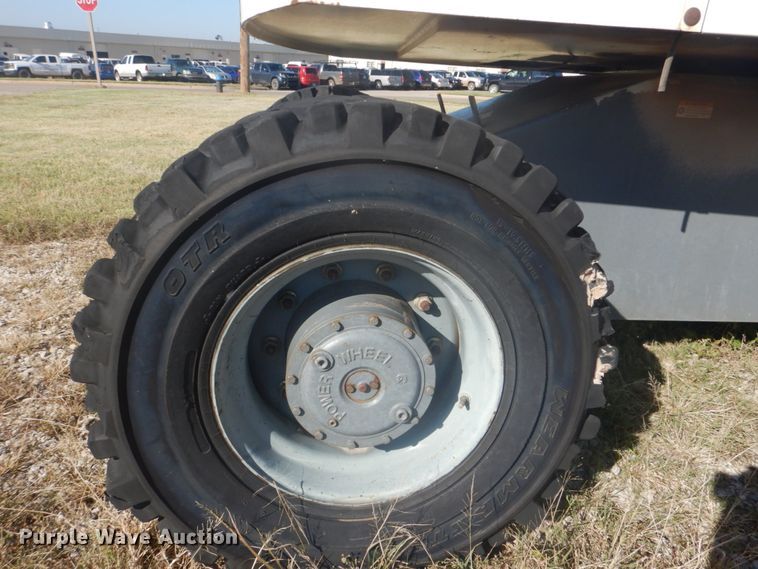 image for item DI2353 1999 Terex TB85 boom lift