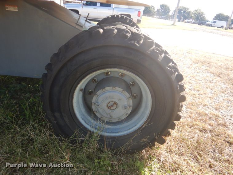 image for item DI2353 1999 Terex TB85 boom lift