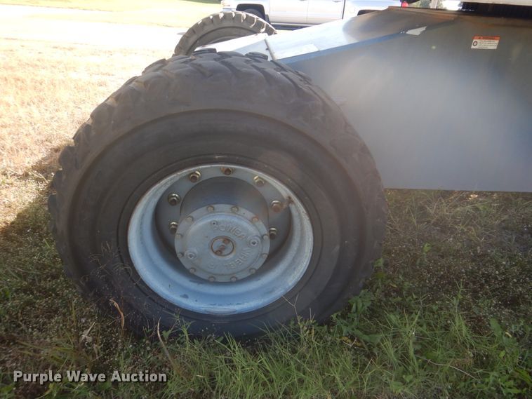 image for item DI2353 1999 Terex TB85 boom lift