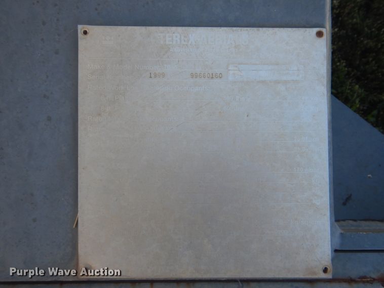 image for item DI2353 1999 Terex TB85 boom lift