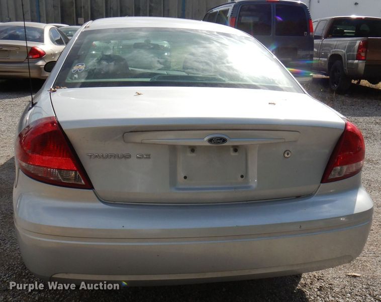 image for item DI2610 2006 Ford Taurus