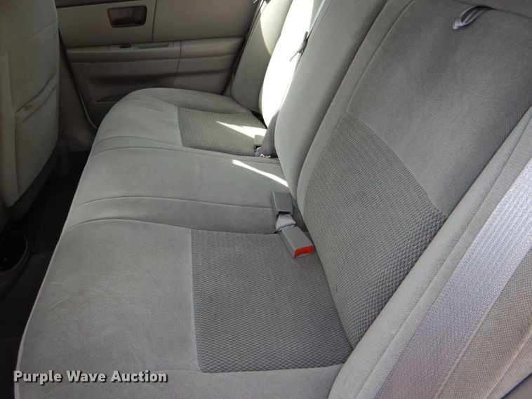 image for item DI2610 2006 Ford Taurus