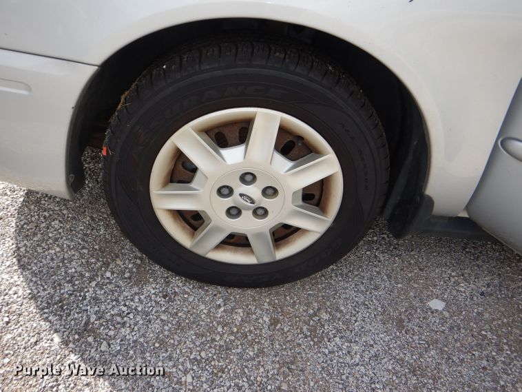 image for item DI2610 2006 Ford Taurus