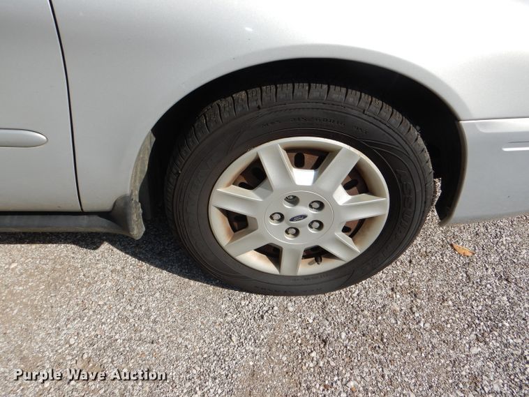 image for item DI2610 2006 Ford Taurus