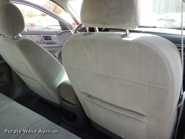 image for item DI2610 2006 Ford Taurus