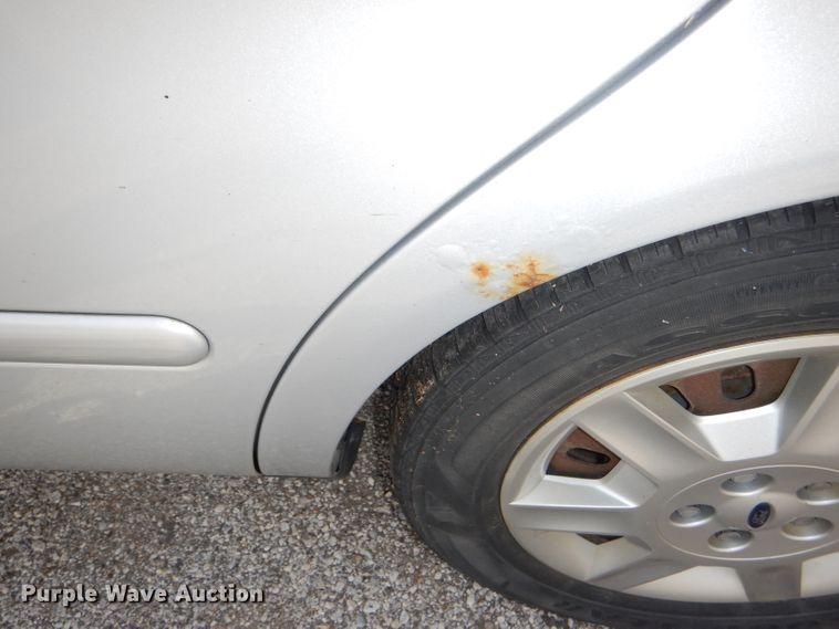 image for item DI2610 2006 Ford Taurus