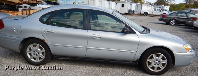 image for item DI2611 2006 Ford Taurus