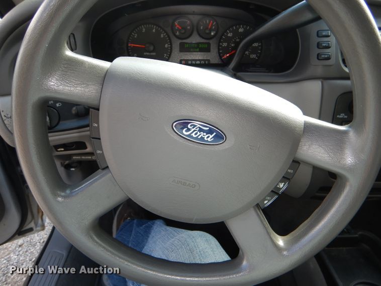 image for item DI2611 2006 Ford Taurus