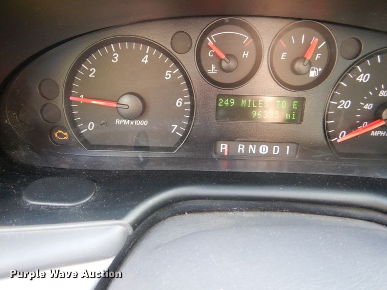 image for item DI2611 2006 Ford Taurus