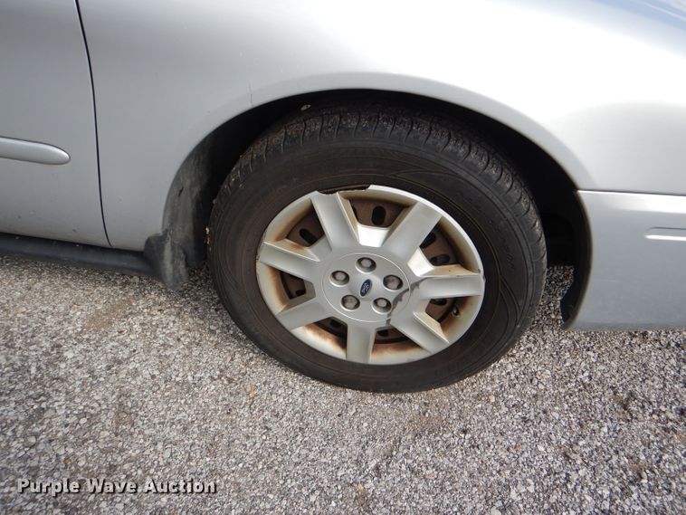 image for item DI2611 2006 Ford Taurus