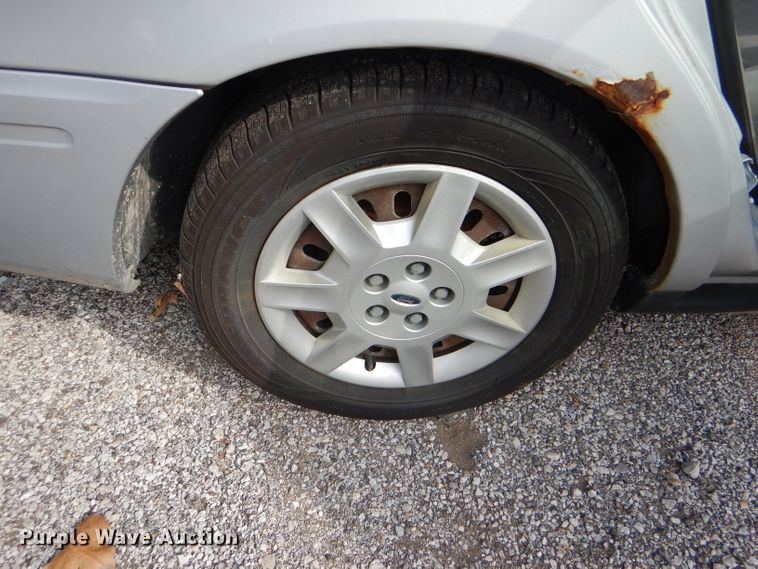 image for item DI2611 2006 Ford Taurus