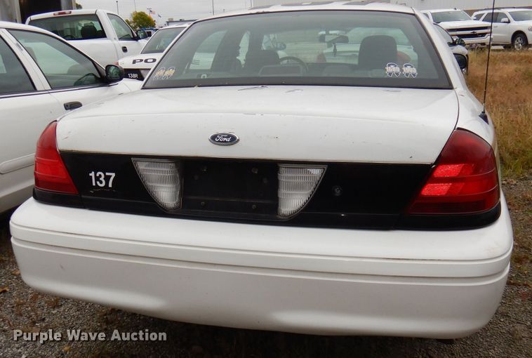image for item DI2613 2005 Ford Crown Victoria Police Interceptor