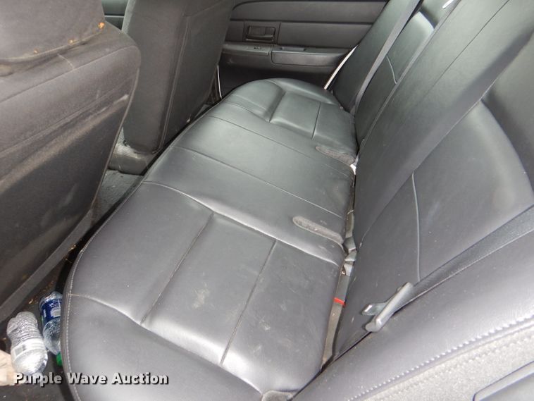 image for item DI2613 2005 Ford Crown Victoria Police Interceptor