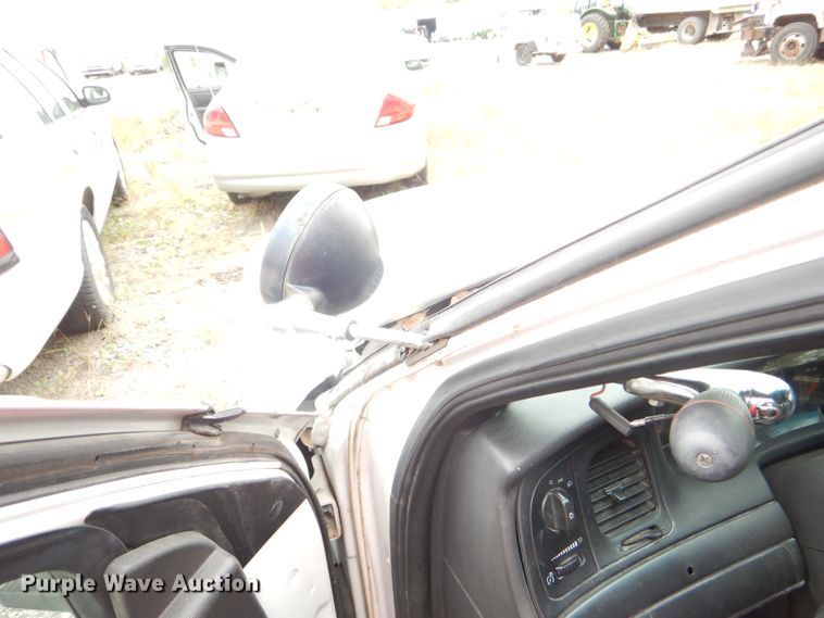 image for item DI2613 2005 Ford Crown Victoria Police Interceptor