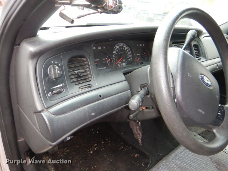 image for item DI2613 2005 Ford Crown Victoria Police Interceptor