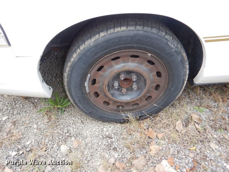 image for item DI2613 2005 Ford Crown Victoria Police Interceptor