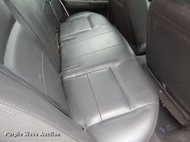 image for item DI2613 2005 Ford Crown Victoria Police Interceptor