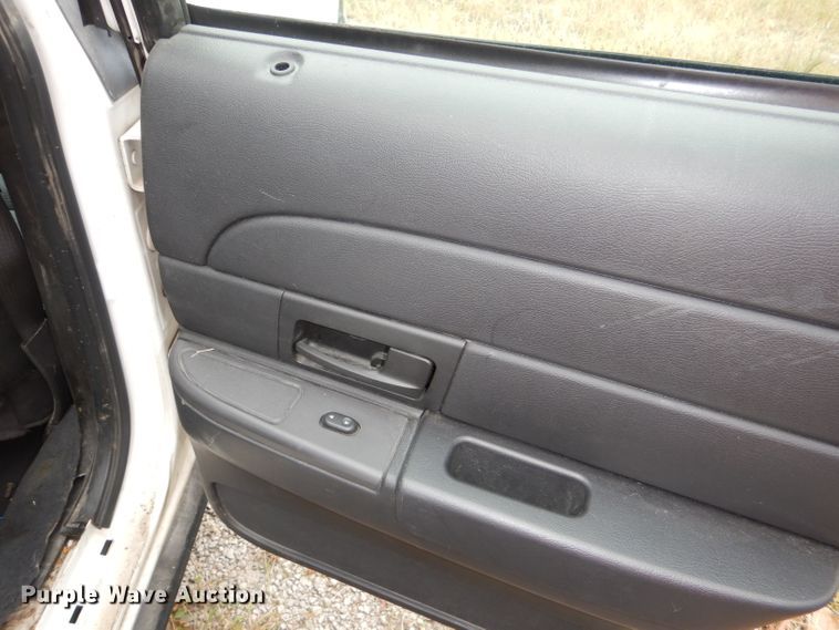 image for item DI2613 2005 Ford Crown Victoria Police Interceptor