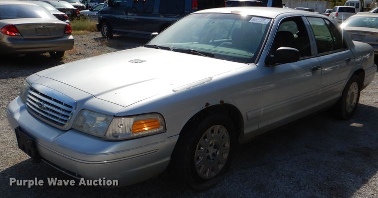image for item DI2619 2003 Ford Crown Victoria Police Interceptor