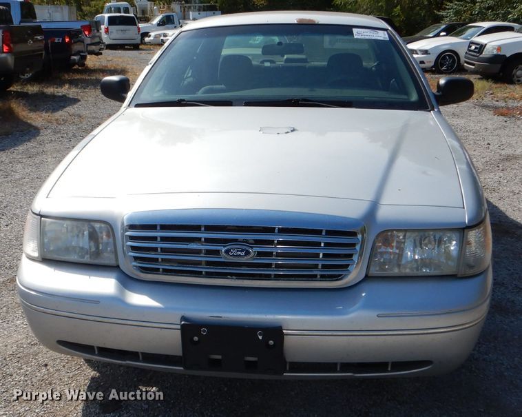 image for item DI2619 2003 Ford Crown Victoria Police Interceptor