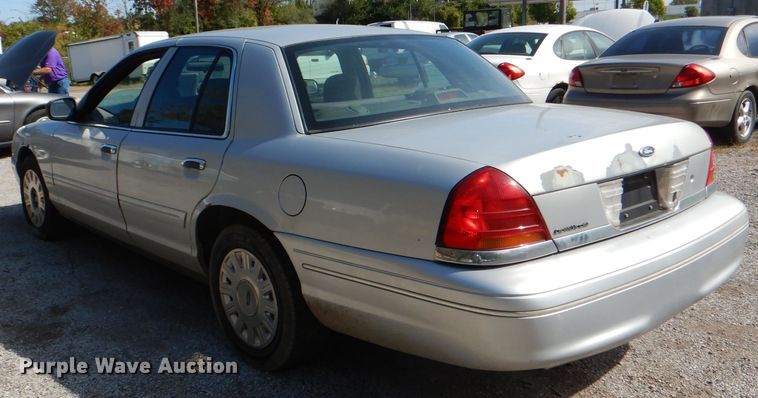 image for item DI2619 2003 Ford Crown Victoria Police Interceptor