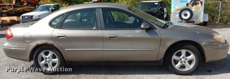 image for item DI2620 2003 Ford Taurus