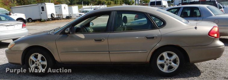 image for item DI2620 2003 Ford Taurus