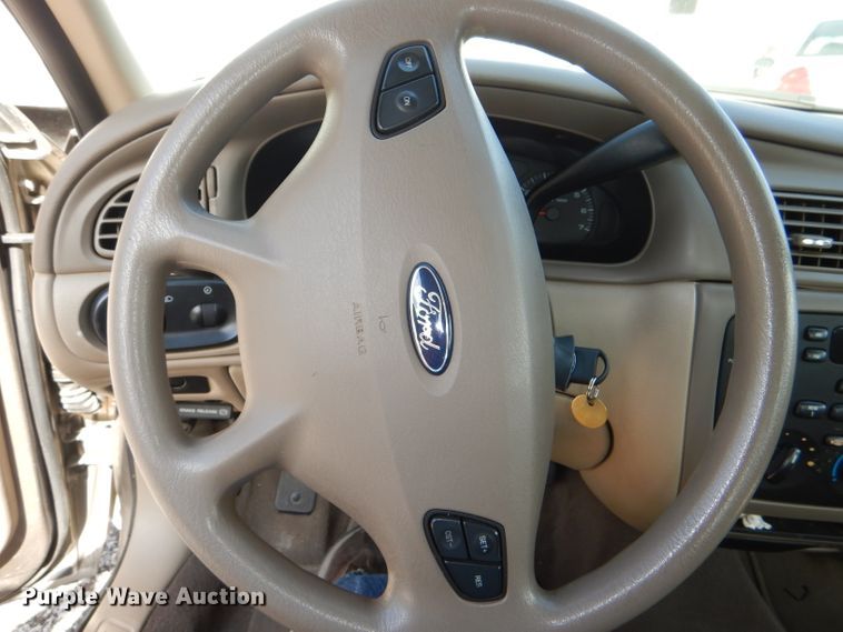 image for item DI2620 2003 Ford Taurus