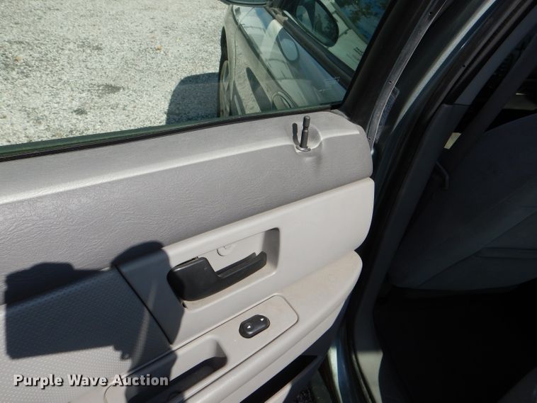 image for item DI2621 2006 Ford Taurus