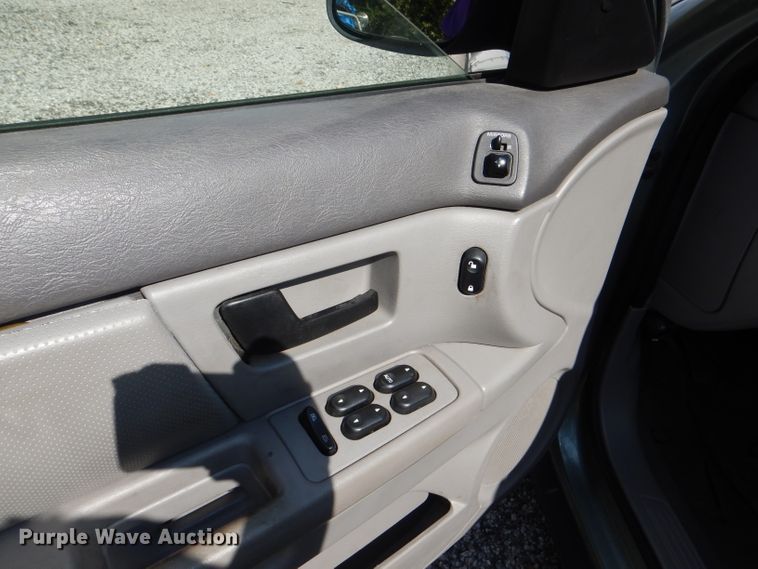 image for item DI2621 2006 Ford Taurus