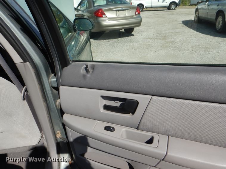 image for item DI2621 2006 Ford Taurus