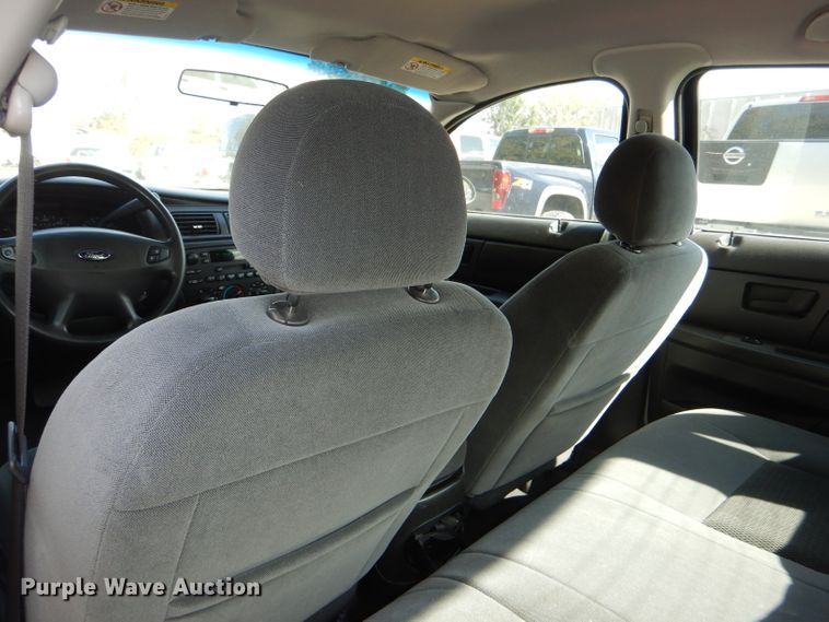 image for item DI2624 2003 Ford Taurus