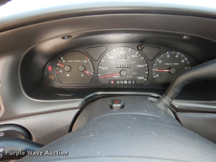 image for item DI2624 2003 Ford Taurus