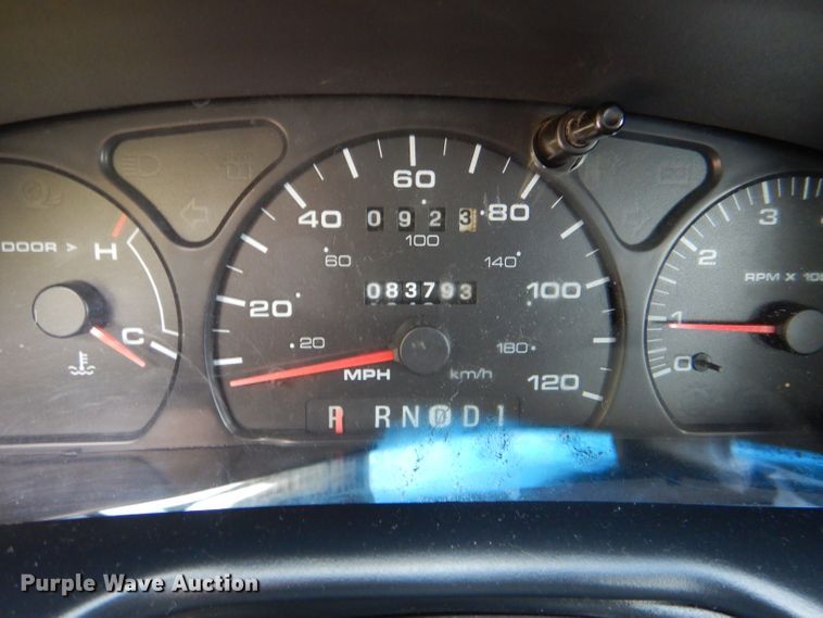 image for item DI2624 2003 Ford Taurus