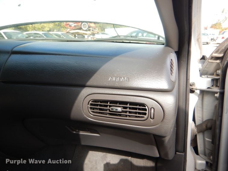 image for item DI2624 2003 Ford Taurus