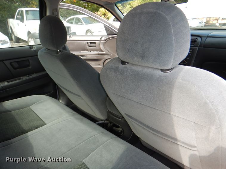 image for item DI2624 2003 Ford Taurus