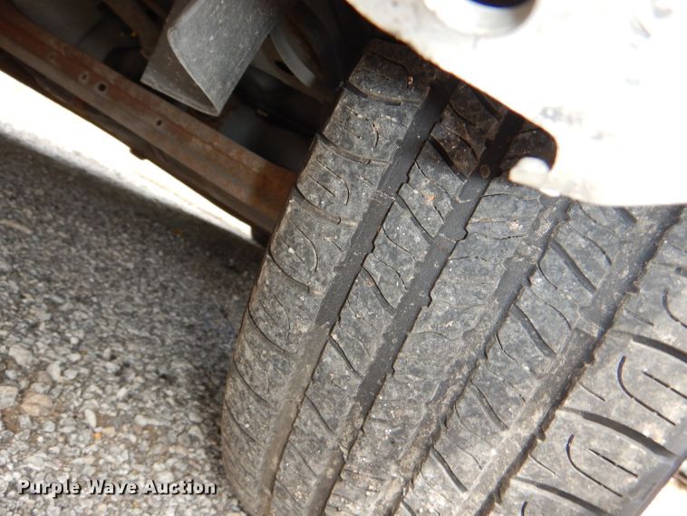 image for item DI2624 2003 Ford Taurus