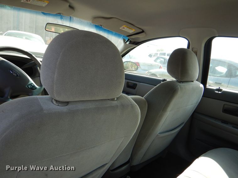 image for item DI2625 2003 Ford Taurus