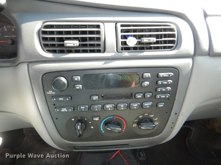 image for item DI2625 2003 Ford Taurus