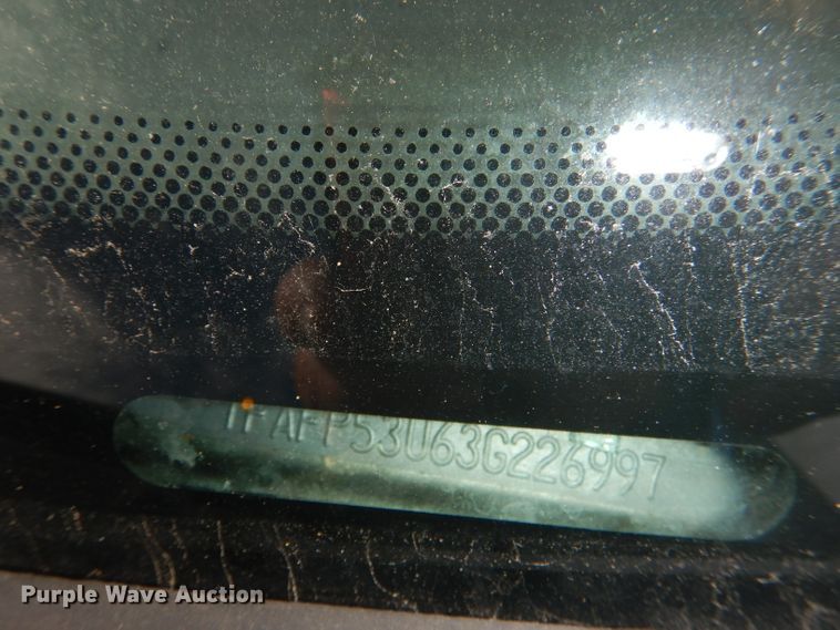 image for item DI2625 2003 Ford Taurus